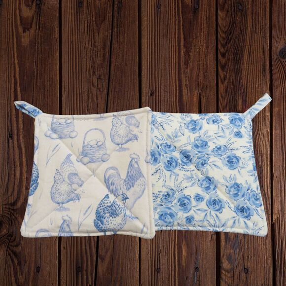 Handmade Quilted Potholder Reversible Chicken and Floral Hot Pad Set of 2 - Picture 1 of 4